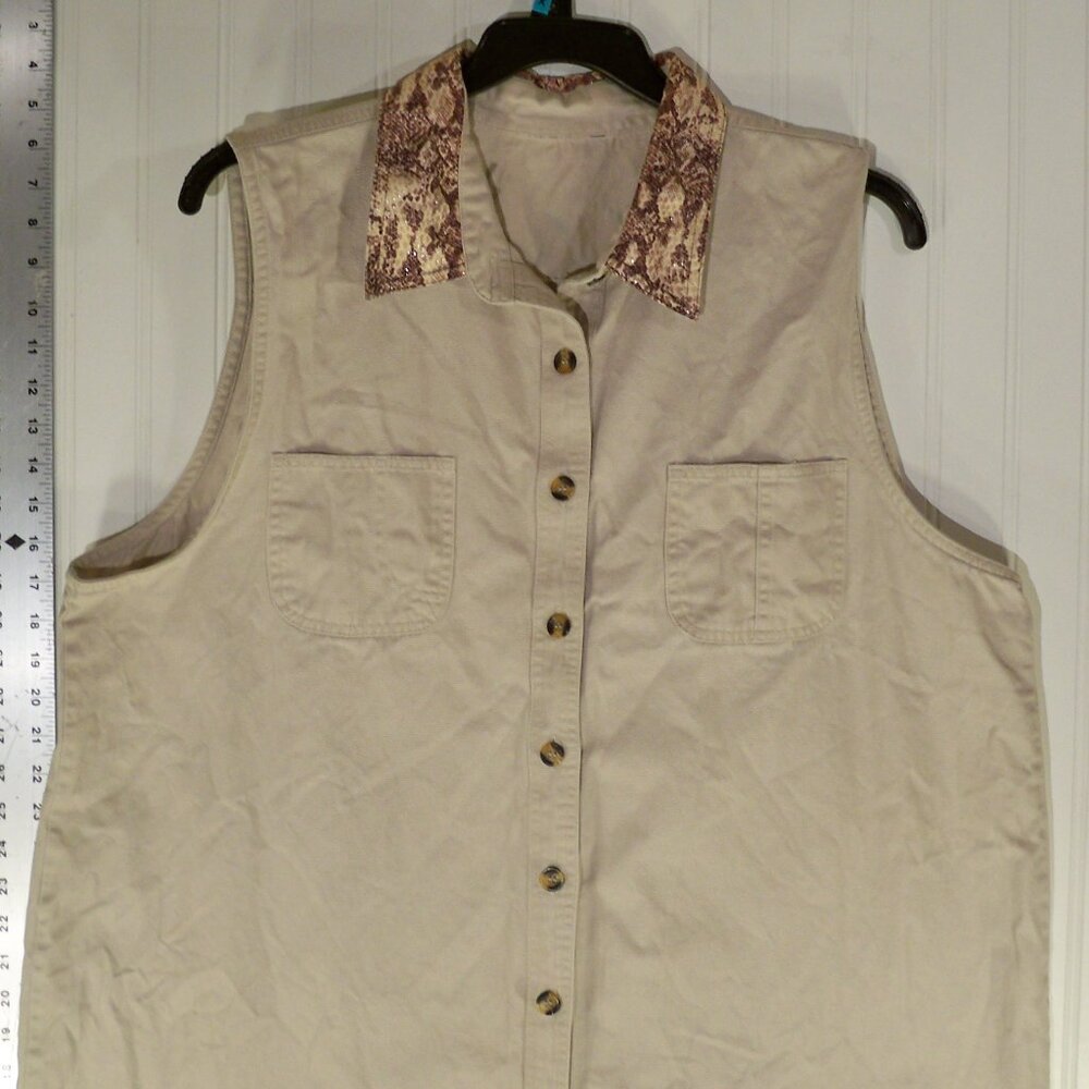 Imitation Ratal Snake Coler Button Up Lite Tan *Dress